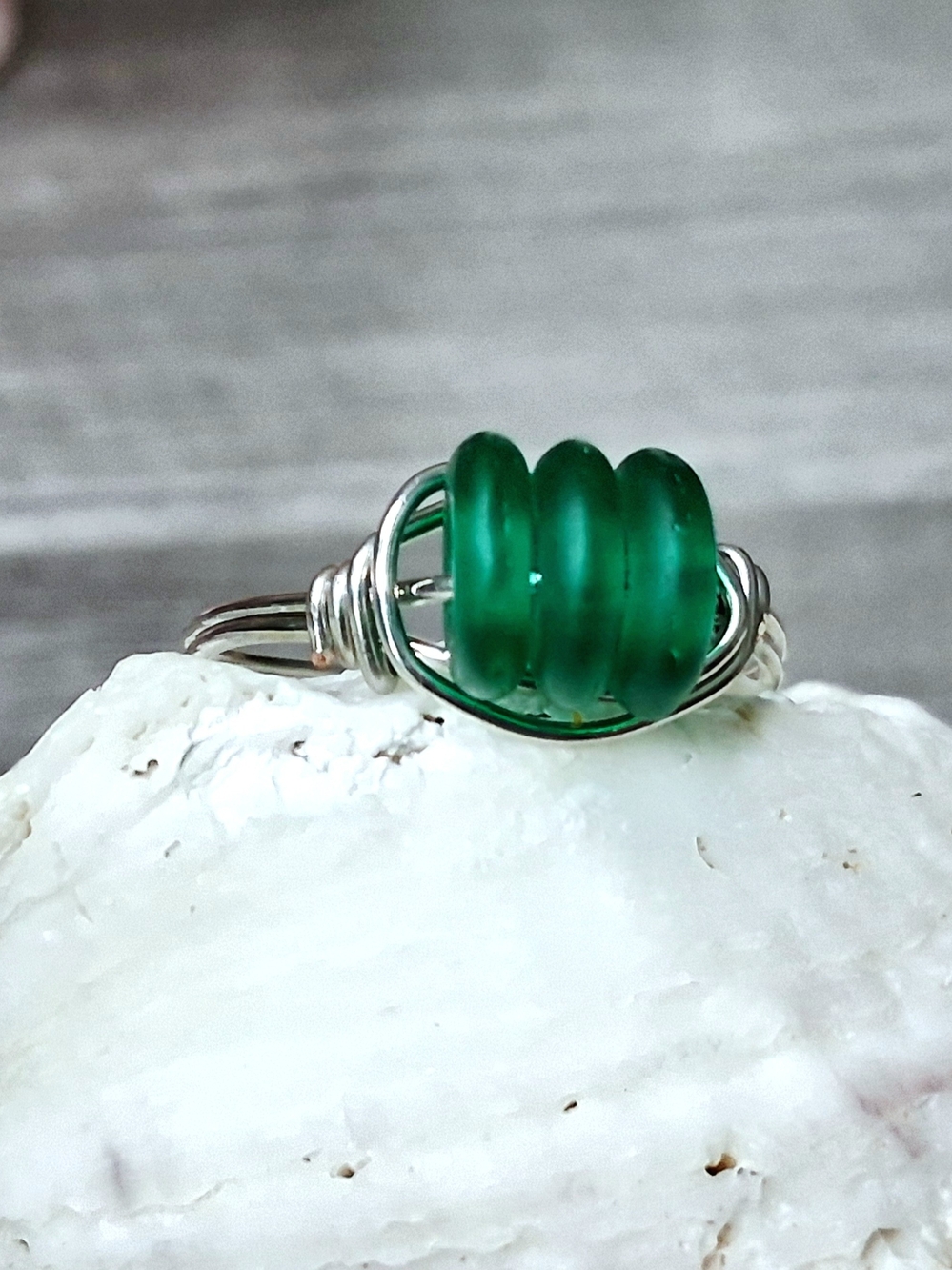 Emerald Green Czech Glass Wire Wrap Ring 9